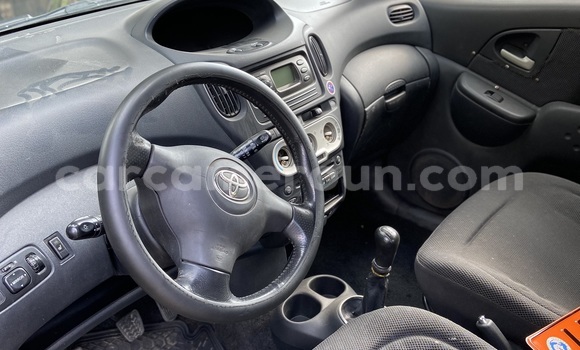 Sayi Na hannu Toyota Yaris Verso Sauran Mota in Douala a Ƙasar Kamaru Sayi Na hannu Toyota Yaris Verso Sauran Mota in Douala a Ƙasar Kamaru