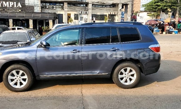 Acheter Occasion Voiture Toyota Highlander Gris à Douala, Littoral Cameroon Acheter Occasion Voiture Toyota Highlander Gris à Douala, Littoral Cameroon