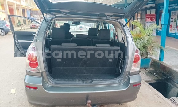Acheter Occasion Voiture Toyota Corolla Verso Marron à Douala, Littoral Cameroon Acheter Occasion Voiture Toyota Corolla Verso Marron à Douala, Littoral Cameroon