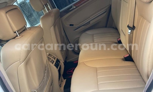 Acheter Occasion Voiture Mercedes‒Benz ML–Class Blanc à Douala, Littoral Cameroon Acheter Occasion Voiture Mercedes‒Benz ML–Class Blanc à Douala, Littoral Cameroon