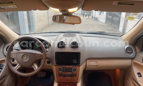 Acheter Occasion Voiture Mercedes‒Benz ML–Class Blanc à Douala, Littoral Cameroon Acheter Occasion Voiture Mercedes‒Benz ML–Class Blanc à Douala, Littoral Cameroon