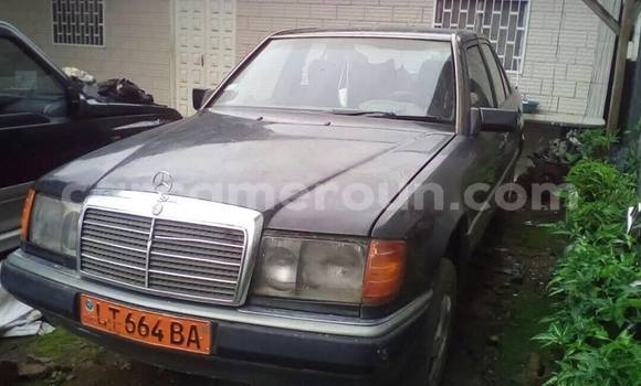 Buy Used Mercedes‒Benz E–Class Black Car in Yaounde in Central Cameroon Buy Used Mercedes‒Benz E–Class Black Car in Yaounde in Central Cameroon