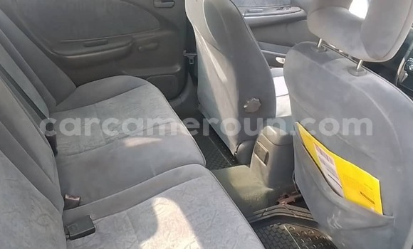 Sayi Na hannu Toyota Avensis Azurfa Mota in Douala a Ƙasar Kamaru Sayi Na hannu Toyota Avensis Azurfa Mota in Douala a Ƙasar Kamaru