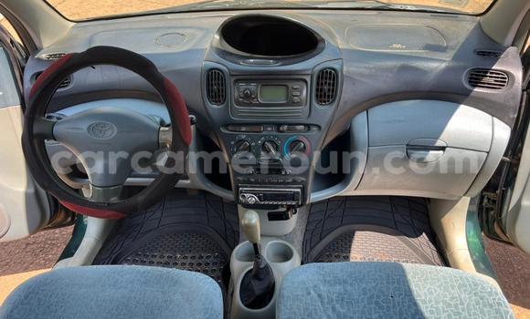 Acheter Occasion Voiture Toyota Yaris Verso Vert à Yaoundé, Central Cameroon Acheter Occasion Voiture Toyota Yaris Verso Vert à Yaoundé, Central Cameroon