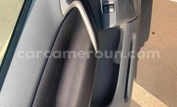 Sayi Na hannu Toyota RAV4 Azurfa Mota in Yaounde a Babban Kamaru Sayi Na hannu Toyota RAV4 Azurfa Mota in Yaounde a Babban Kamaru