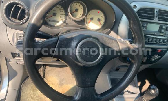 Sayi Na hannu Toyota RAV4 Azurfa Mota in Yaounde a Babban Kamaru Sayi Na hannu Toyota RAV4 Azurfa Mota in Yaounde a Babban Kamaru