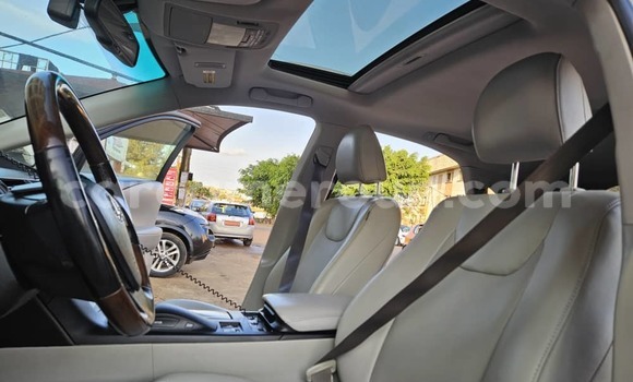 Buy Used Lexus RX 350 White Car in Yaounde in Central Cameroon Buy Used Lexus RX 350 White Car in Yaounde in Central Cameroon