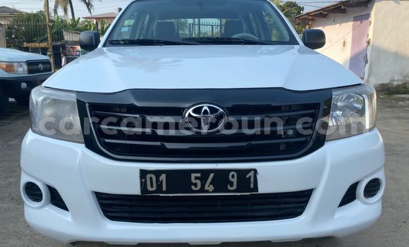 Acheter Occasion Voiture Toyota Hiluxe VIGO Blanc à Douala, Littoral Cameroon Acheter Occasion Voiture Toyota Hiluxe VIGO Blanc à Douala, Littoral Cameroon