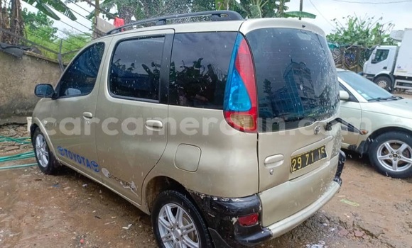 Acheter Occasion Voiture Toyota Yaris Verso Autre à Douala, Littoral Cameroon Acheter Occasion Voiture Toyota Yaris Verso Autre à Douala, Littoral Cameroon