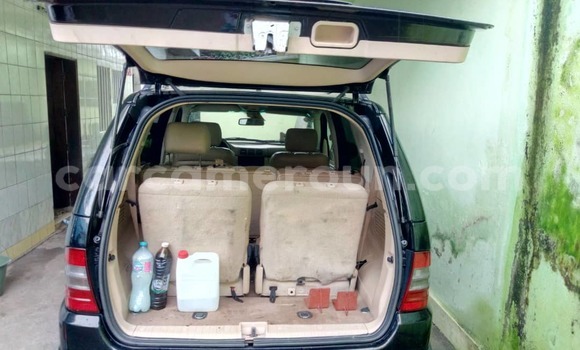 Acheter Occasion Voiture Mercedes‒Benz ML–Class Noir à Douala, Littoral Cameroon Acheter Occasion Voiture Mercedes‒Benz ML–Class Noir à Douala, Littoral Cameroon