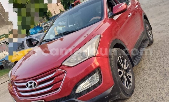 Sayi Na hannu Hyundai Santa Fe Red Mota in Douala a Ƙasar Kamaru