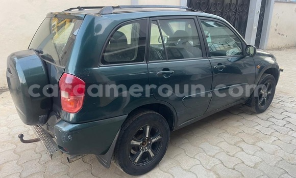 Acheter Neuf Voiture Toyota RAV4 Vert à Douala, Littoral Cameroon Acheter Neuf Voiture Toyota RAV4 Vert à Douala, Littoral Cameroon