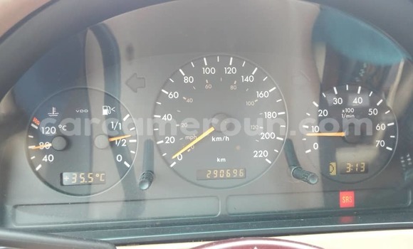 Acheter Occasion Voiture Mercedes‒Benz ML–Class Noir à Douala, Littoral Cameroon Acheter Occasion Voiture Mercedes‒Benz ML–Class Noir à Douala, Littoral Cameroon