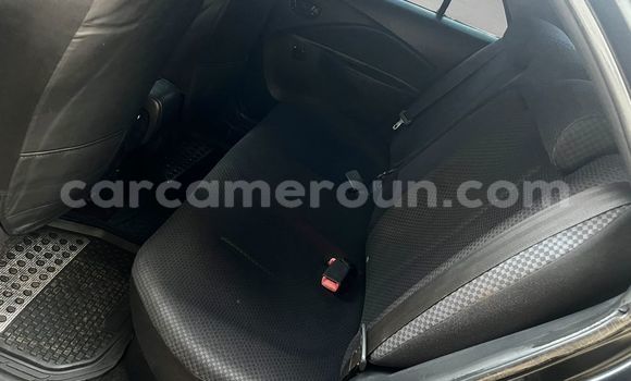 Sayi Na hannu Toyota Yaris Black Mota in Yaounde a Babban Kamaru Sayi Na hannu Toyota Yaris Black Mota in Yaounde a Babban Kamaru