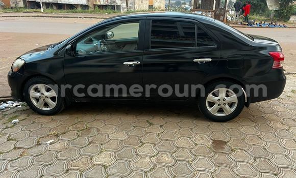 Sayi Na hannu Toyota Yaris Black Mota in Yaounde a Babban Kamaru Sayi Na hannu Toyota Yaris Black Mota in Yaounde a Babban Kamaru