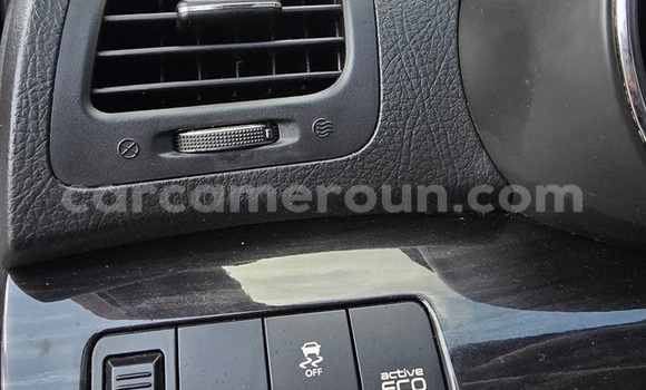 Buy Used Kia Sorento Silver Car in Yaounde in Central Cameroon Buy Used Kia Sorento Silver Car in Yaounde in Central Cameroon