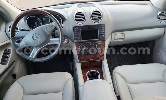 Acheter Occasion Voiture Mercedes Viano Gris à Yaoundé, Central Cameroon Acheter Occasion Voiture Mercedes Viano Gris à Yaoundé, Central Cameroon