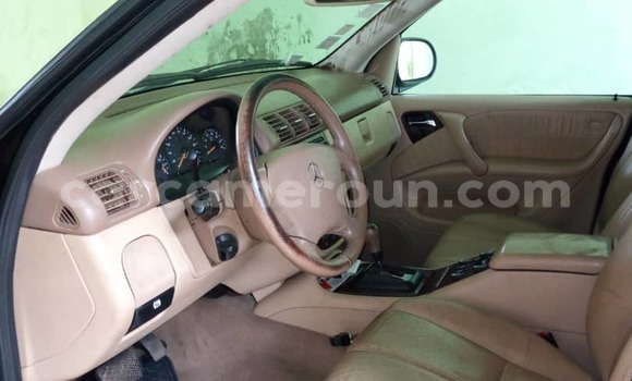 Acheter Occasion Voiture Mercedes‒Benz ML–Class Noir à Douala, Littoral Cameroon Acheter Occasion Voiture Mercedes‒Benz ML–Class Noir à Douala, Littoral Cameroon