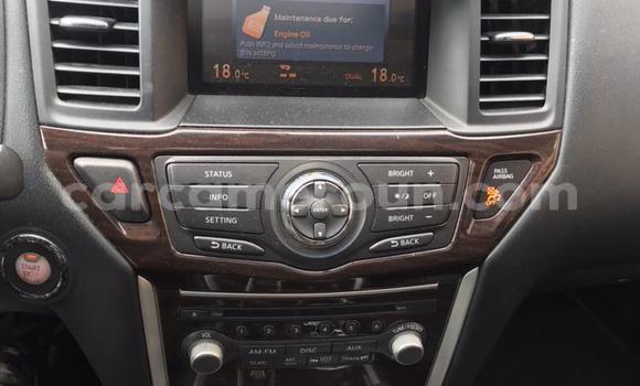 Acheter Occasion Voiture Nissan Pathfinder Noir à Douala, Littoral Cameroon Acheter Occasion Voiture Nissan Pathfinder Noir à Douala, Littoral Cameroon