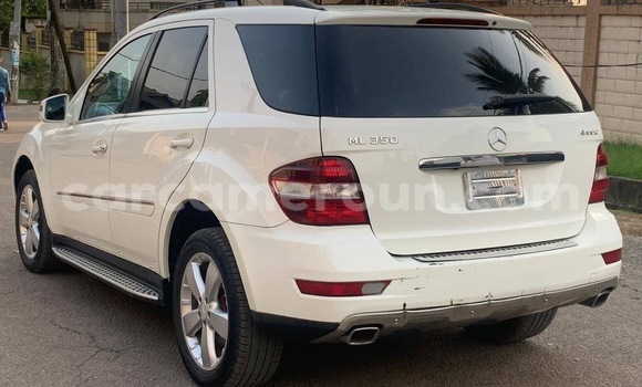 Buy Import Mercedes‒Benz ML–Class White Car in Douala in Littoral Cameroon Buy Import Mercedes‒Benz ML–Class White Car in Douala in Littoral Cameroon
