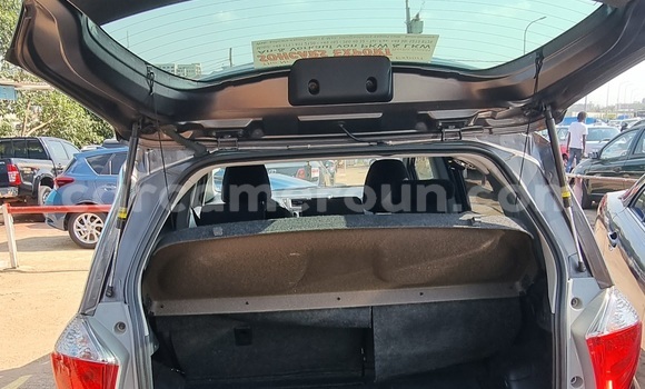 Acheter Neuf Voiture Toyota Corolla Verso Gris à Yaoundé, Central Cameroon Acheter Neuf Voiture Toyota Corolla Verso Gris à Yaoundé, Central Cameroon