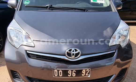 Acheter Neuf Voiture Toyota Corolla Verso Gris à Yaoundé, Central Cameroon Acheter Neuf Voiture Toyota Corolla Verso Gris à Yaoundé, Central Cameroon