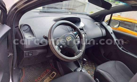 Sayi Na hannu Toyota Yaris Sauran Mota in Douala a Ƙasar Kamaru Sayi Na hannu Toyota Yaris Sauran Mota in Douala a Ƙasar Kamaru