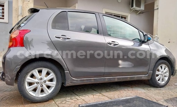 Sayi Na hannu Toyota Yaris Sauran Mota in Douala a Ƙasar Kamaru Sayi Na hannu Toyota Yaris Sauran Mota in Douala a Ƙasar Kamaru