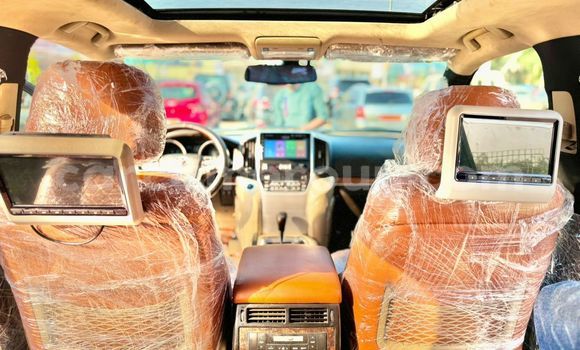 Sayi Na hannu Toyota Land Cruiser Prado Black Mota in Yaounde a Babban Kamaru Sayi Na hannu Toyota Land Cruiser Prado Black Mota in Yaounde a Babban Kamaru