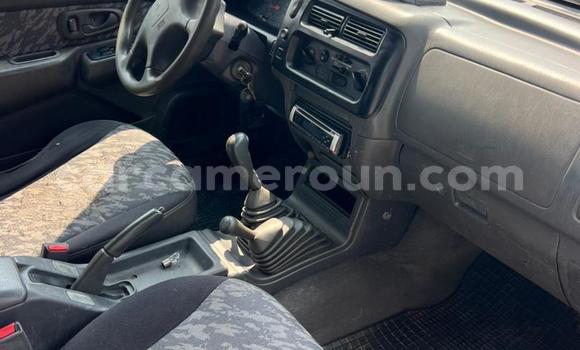 Acheter Occasion Voiture Mitsubishi L200 Vert à Douala, Littoral Cameroon