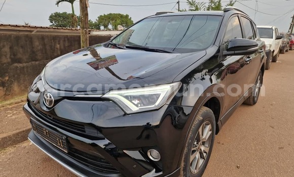 Sayi Na hannu Toyota RAV4 Black Mota in Yaounde a Babban Kamaru