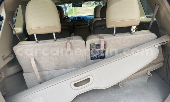 Sayi Na hannu Toyota Highlander White Mota in Douala a Ƙasar Kamaru Sayi Na hannu Toyota Highlander White Mota in Douala a Ƙasar Kamaru