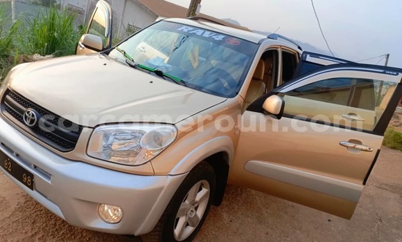 Acheter Occasion Voiture Toyota RAV4 Autre à Yaoundé, Central Cameroon Acheter Occasion Voiture Toyota RAV4 Autre à Yaoundé, Central Cameroon