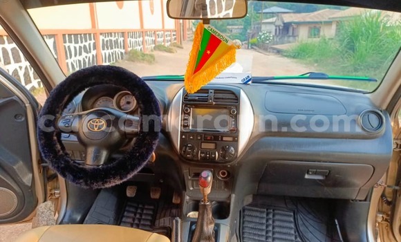 Acheter Occasion Voiture Toyota RAV4 Autre à Yaoundé, Central Cameroon Acheter Occasion Voiture Toyota RAV4 Autre à Yaoundé, Central Cameroon