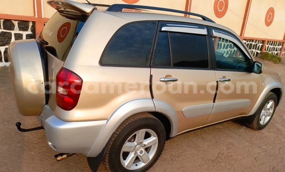 Acheter Occasion Voiture Toyota RAV4 Autre à Yaoundé, Central Cameroon Acheter Occasion Voiture Toyota RAV4 Autre à Yaoundé, Central Cameroon