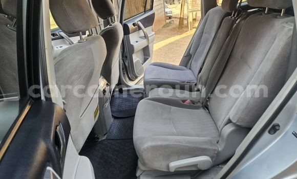 Buy Used Toyota Highlander Silver Car in Yaounde in Central Cameroon Buy Used Toyota Highlander Silver Car in Yaounde in Central Cameroon