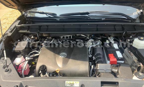 Buy Used Toyota Highlander Black Car in Yaounde in Central Cameroon Buy Used Toyota Highlander Black Car in Yaounde in Central Cameroon