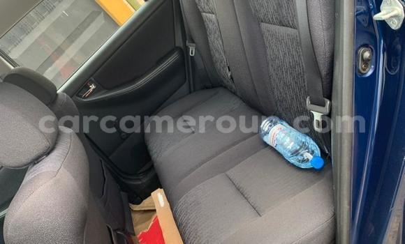 Sayi Na hannu Toyota Corolla Blue Mota in Douala a Ƙasar Kamaru Sayi Na hannu Toyota Corolla Blue Mota in Douala a Ƙasar Kamaru