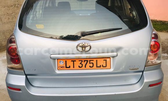Buy Used Toyota Corolla Verso Blue Car in Edea in Littoral Cameroon Buy Used Toyota Corolla Verso Blue Car in Edea in Littoral Cameroon