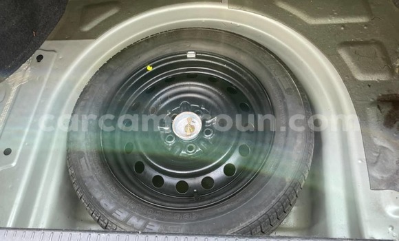 Acheter Occasion Voiture Toyota Avensis Vert à Douala, Littoral Cameroon Acheter Occasion Voiture Toyota Avensis Vert à Douala, Littoral Cameroon