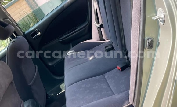 Acheter Occasion Voiture Toyota Avensis Vert à Douala, Littoral Cameroon Acheter Occasion Voiture Toyota Avensis Vert à Douala, Littoral Cameroon