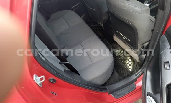Acheter Neuf Voiture Toyota Matrix Rouge à Douala, Littoral Cameroon Acheter Neuf Voiture Toyota Matrix Rouge à Douala, Littoral Cameroon