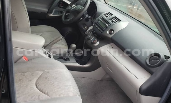 Acheter Neuf Voiture Toyota RAV4 Noir à Douala, Littoral Cameroon Acheter Neuf Voiture Toyota RAV4 Noir à Douala, Littoral Cameroon