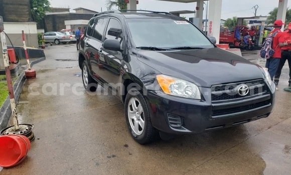 Acheter Neuf Voiture Toyota RAV4 Noir à Douala, Littoral Cameroon Acheter Neuf Voiture Toyota RAV4 Noir à Douala, Littoral Cameroon