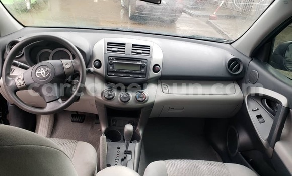 Acheter Neuf Voiture Toyota RAV4 Noir à Douala, Littoral Cameroon Acheter Neuf Voiture Toyota RAV4 Noir à Douala, Littoral Cameroon