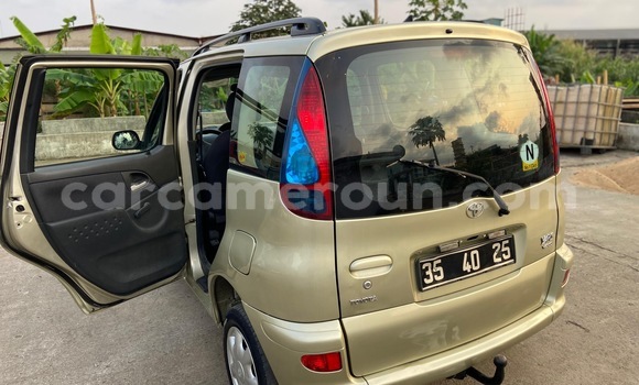 Acheter Occasion Voiture Toyota Yaris Verso Autre à Douala, Littoral Cameroon Acheter Occasion Voiture Toyota Yaris Verso Autre à Douala, Littoral Cameroon