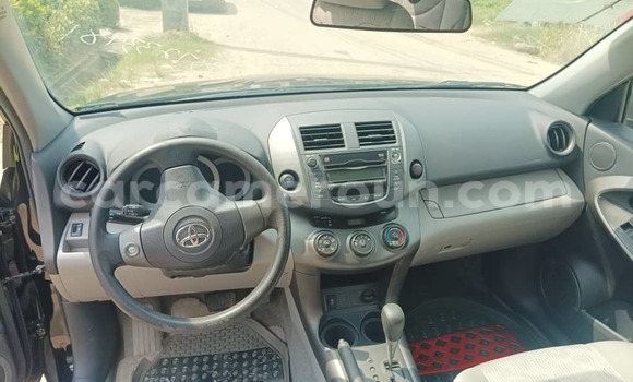 Acheter Occasion Voiture Toyota RAV4 Noir à Douala, Littoral Cameroon Acheter Occasion Voiture Toyota RAV4 Noir à Douala, Littoral Cameroon