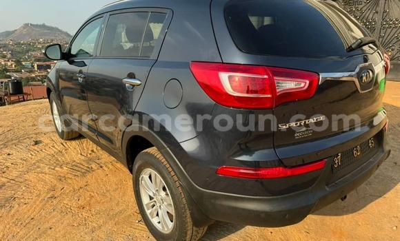 Sayi Na hannu Kia Sportage Black Mota in Yaounde a Babban Kamaru Sayi Na hannu Kia Sportage Black Mota in Yaounde a Babban Kamaru