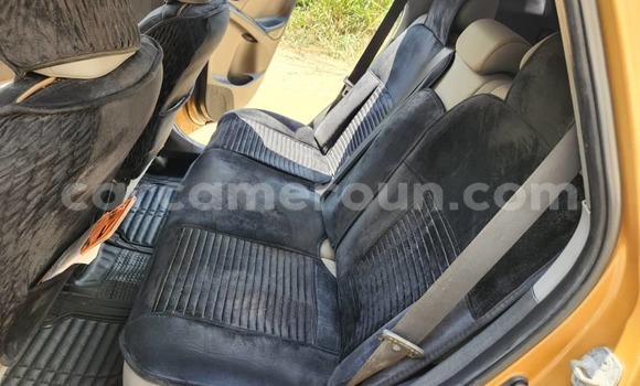 Acheter Occasion Voiture Toyota Matrix Autre à Yaoundé, Central Cameroon Acheter Occasion Voiture Toyota Matrix Autre à Yaoundé, Central Cameroon