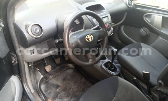 Acheter Occasion Voiture Toyota Aygo Noir à Yaoundé, Central Cameroon Acheter Occasion Voiture Toyota Aygo Noir à Yaoundé, Central Cameroon
